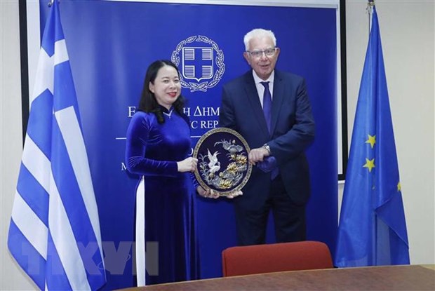 越南国家副主席武氏映春圆满结束对希腊共和国的正式访问